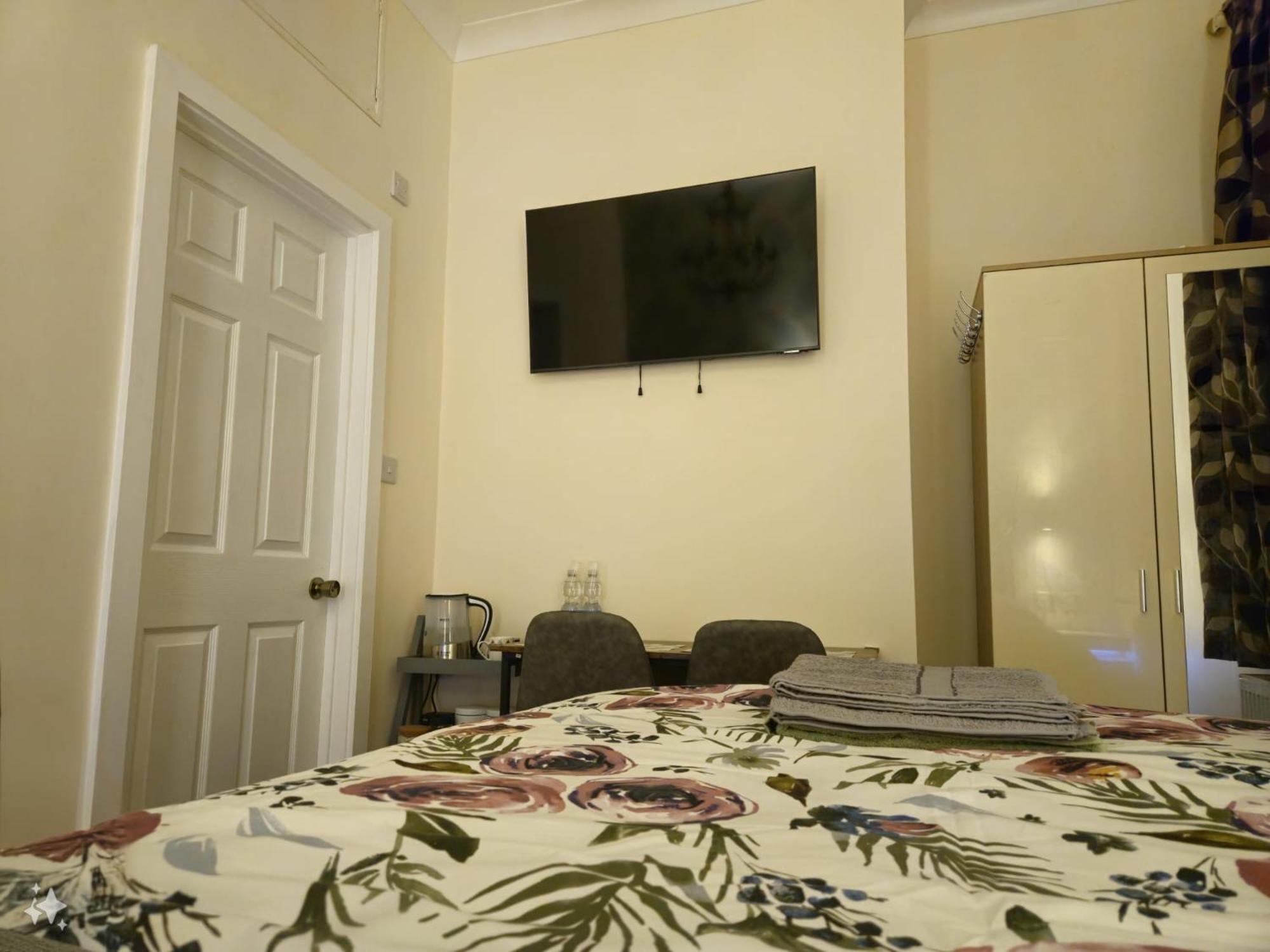 Modern En-Suite Doubles In Boston Town Spacious & Contemporary Rooms Room photo